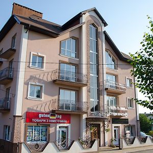 Aparthotel Triumph Skhidnytsia Exterior photo