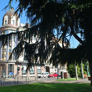 Hotel Mieres Del Camino Exterior photo