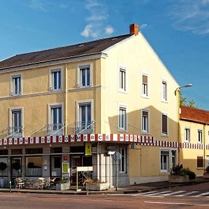 Contact Hotel Du Commerce Et Son Restaurant Cote A Cote Autun Exterior photo