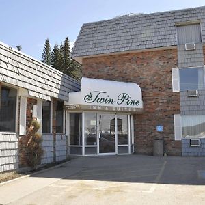 Twin Pine Inn&Suites Hinton Exterior photo