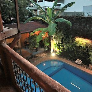 Hotel La Tora Managua Exterior photo