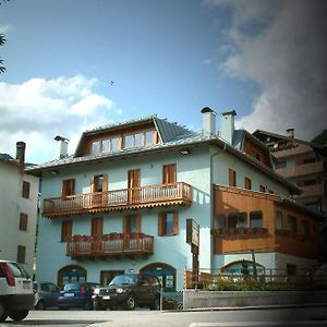 Aparthotel Residenza Domino Selva di Cadore Exterior photo