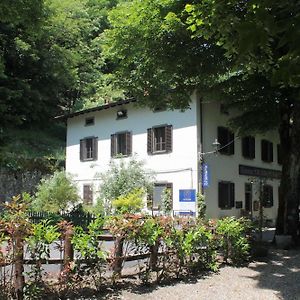 Hotel Locanda Dei Baroni - Antica Dimora Camaldoli Exterior photo