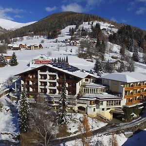 Wohlfühl&Genusshotel Felsenhof Bad Kleinkirchheim Exterior photo