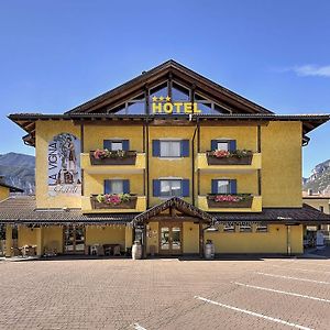 Hotel Garni La Vigna - Adult Friendly St. Michael an der Etsch Exterior photo