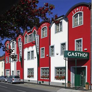 Hotel Restaurant Wallner Sankt Valentin Exterior photo