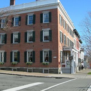 Hotel The Lincklaen House Cazenovia Exterior photo