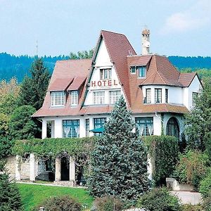 Hostellerie Du Chateau D As Baume-les-Dames Exterior photo