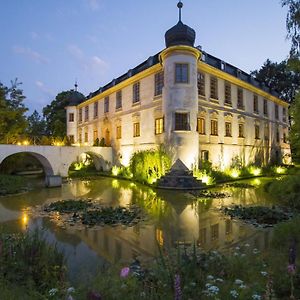 Hotel Chateau Trebesice Kutná Hora Exterior photo