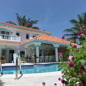 Bed and Breakfast Brisas Doradas Cabarete Exterior photo