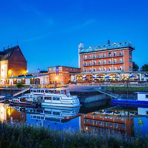 Hotel Dömitzer Hafen Exterior photo