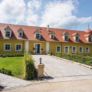 Hotel Remise Thurn Heroldsbach Exterior photo