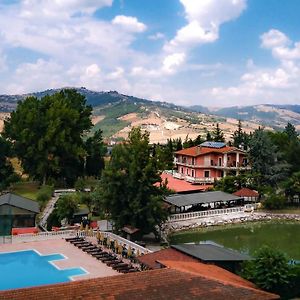 Villa Agriturismo Petrilli Flumeri Exterior photo