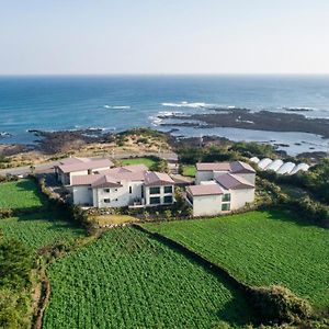 Ocean Square Resort Seogwipo Exterior photo