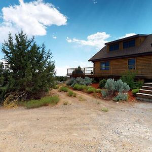 Villa Wrap Around Deck, Mustang Mesa Cabin Blanding Exterior photo