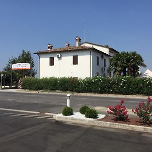 Hotel La Locanda Dei Gagliardi Lugo  Exterior photo