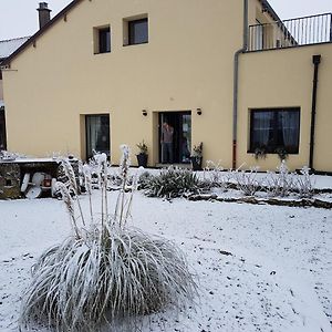 Bed and Breakfast Les Jardins De La Grange Rezonville Exterior photo