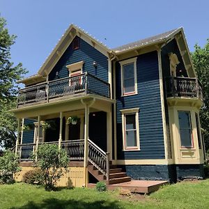 Bed and Breakfast Netherfield Natural Farm Fontana Exterior photo