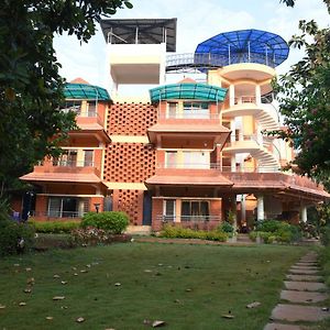 Villa Shree Ramkrishna Anandvan Ratnāgiri Exterior photo