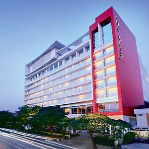 The Alts Hotel Palembang Exterior photo