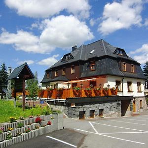 Hotel Vierenstraße Neudorf  Exterior photo