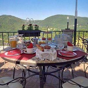 Bed and Breakfast Casale Flaminia Spoleto Exterior photo