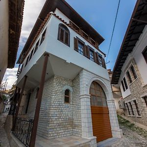 Heraklis Hotel Berat Exterior photo