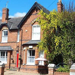 Bed and Breakfast Telford House Milton Keynes Exterior photo