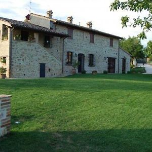 Bed and Breakfast La Casa Dei Cavalli Perugia Exterior photo