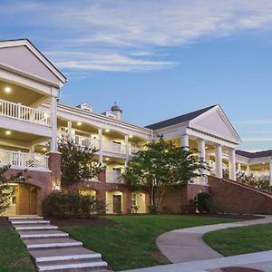 Hotel Club Wyndham Governors Green Williamsburg Exterior photo