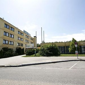 Lenas West Hotel Wien Exterior photo