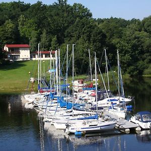 Hotel Yacht club Barrandov Kožlí u Orlíka Exterior photo