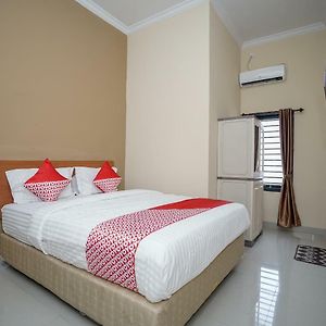 Hotel Oyo 959 Graha Ham Family Palembang Exterior photo