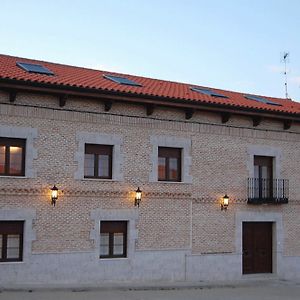 Hotel La Casona De Dona Petra Villarmentero de Campos Exterior photo