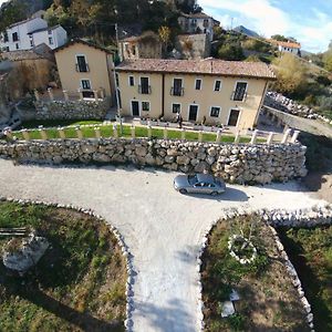 Ferienwohnung Borgo Donna Teresa Castel San Vincenzo Exterior photo