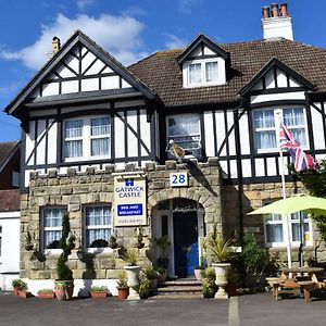 Gatwick Castle B&B Horley Exterior photo