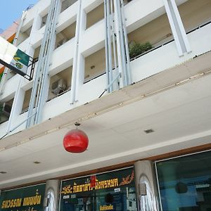 Hotel Thanawan Mansion Nakhon Si Thammarat Exterior photo