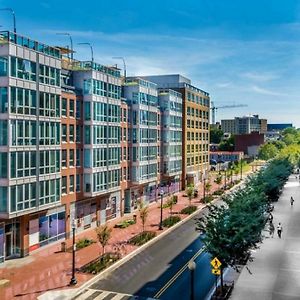 Global Luxury Suites Near Union Station Washington Exterior photo