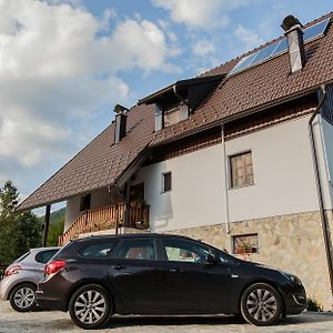 Guest House Rustico Korenica Exterior photo