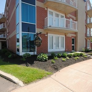 Premiere Suites Moncton Exterior photo