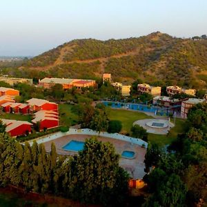 Sunrise Health Resort Chandwaji Exterior photo