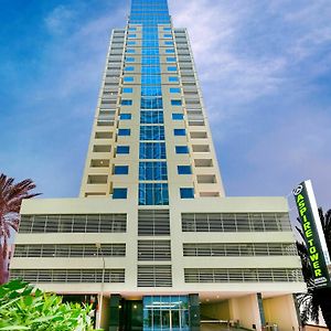 Ferienwohnung Aspire Tower Manama Exterior photo