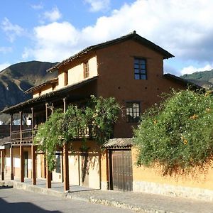 Bed and Breakfast Avalon Hostal Boutique Vilcabamba Exterior photo