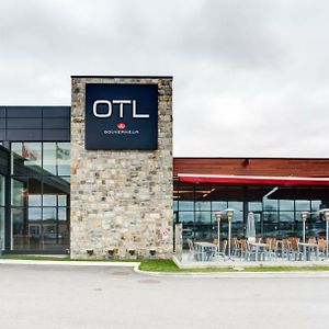 Hotel Otl Gouverneur Chicoutimi Exterior photo