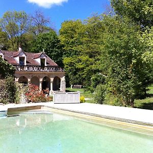 Bed and Breakfast La Chapelle Du Domaine Saint-Loup-Geanges Exterior photo