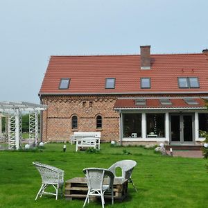 Villa Zespol Dworsko-Parkowy Niezywiec Exterior photo