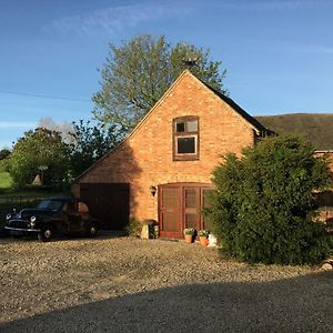 Villa Leila Stratford-upon-Avon Exterior photo