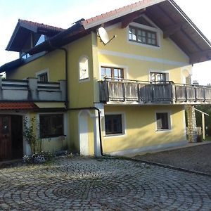 Ferienwohnung Wiesmühlstrasse Henndorf am Wallersee Exterior photo