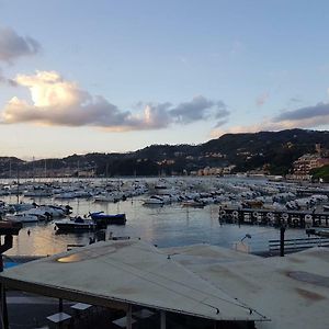 Hotel Vittoria Lerici Exterior photo