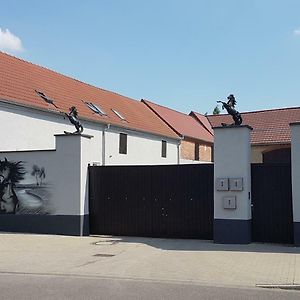 Villa Pferdehof Jäger Markranstädt Exterior photo